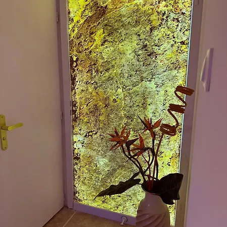 Cesar - Antique 2-3 Pers, Parking Prive,proche Centre Et Gare Appartement *