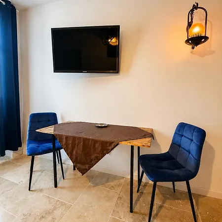 Cesar - Antique 2-3 Pers, Parking Prive,proche Centre Et Gare Апартаменты Оберне